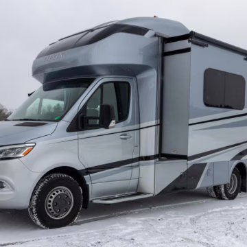 2020 Mercedes-Benz Sprinter 3500XD Tiffin Wayfarer 25QW Motorhome
