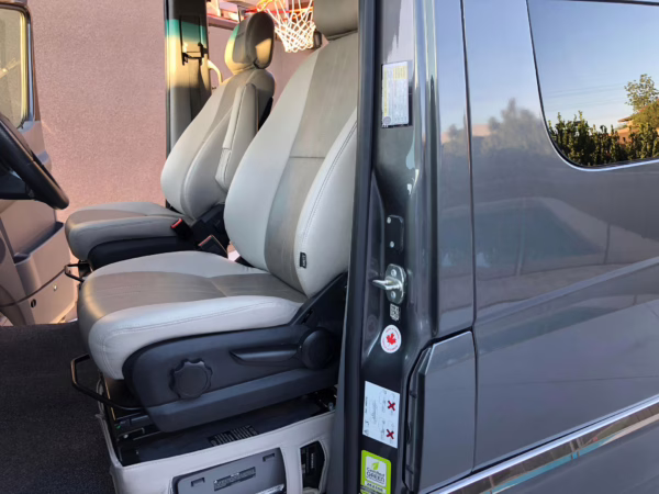 2019 Mercedes-Benz Sprinter 3500XD Roadtrek RS Adventurous — photo 44