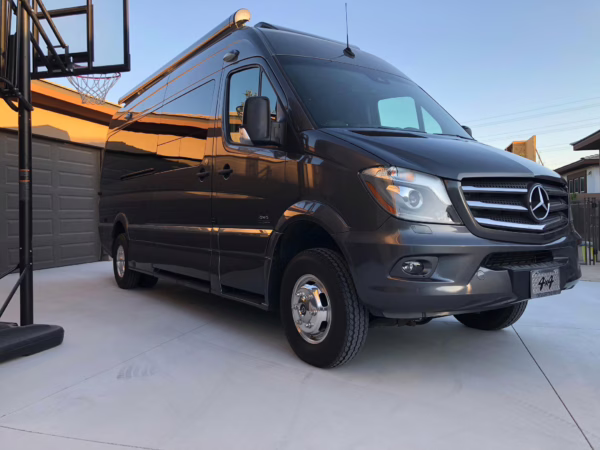2019 Mercedes-Benz Sprinter 3500XD Roadtrek RS Adventurous — photo 10