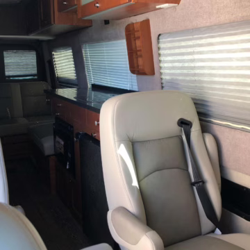 2019 Mercedes-Benz Sprinter 3500XD Roadtrek RS Adventurous — photo 58