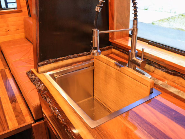 2021 Mercedes-Benz Sprinter 2500 4×4 — photo 39