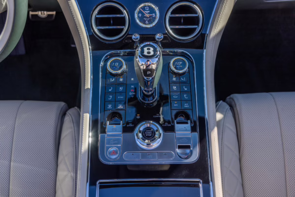 2021 Bentley Continental GTC V8 — photo 105