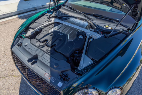 2021 Bentley Continental GTC V8 — photo 117