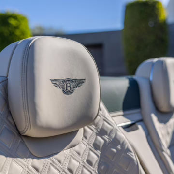 2021 Bentley Continental GTC V8 — photo 102