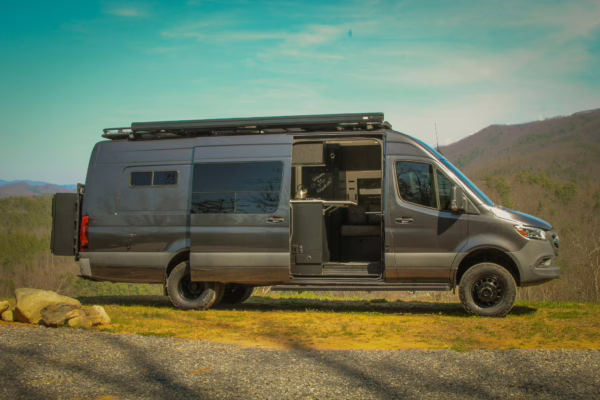 2022 Mercedes-Benz Sprinter 3500XD — photo 21