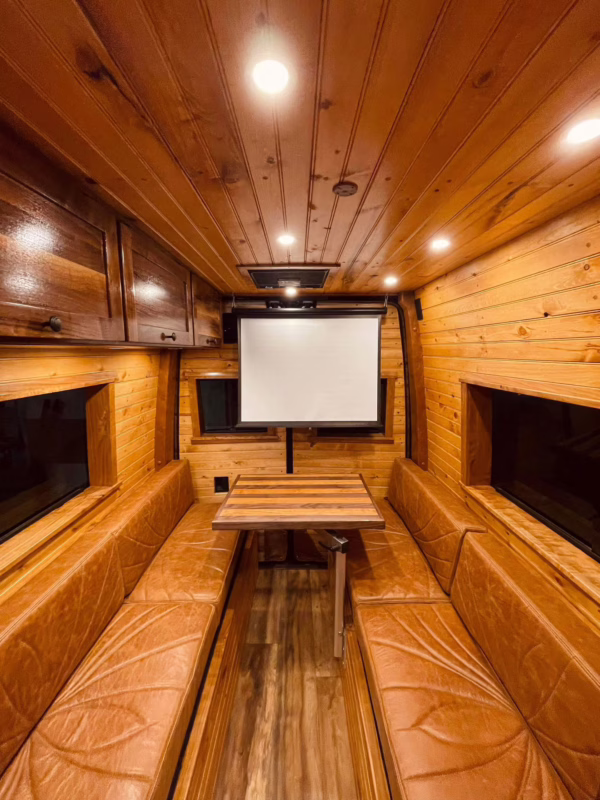 2021 Mercedes-Benz Sprinter 2500 4×4 — photo 92