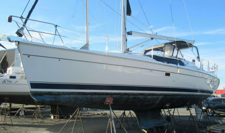 2007 Hunter 45′